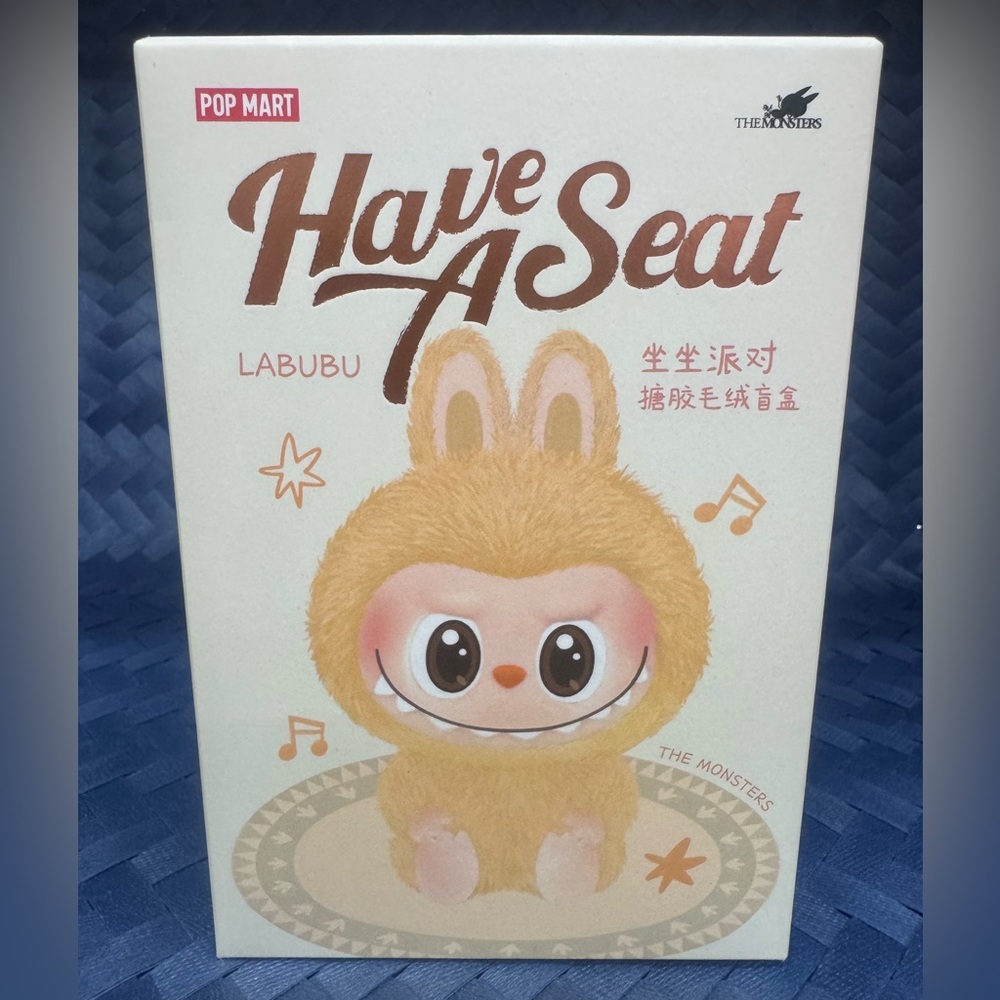 💯 Authentic Labubu Have A Seat